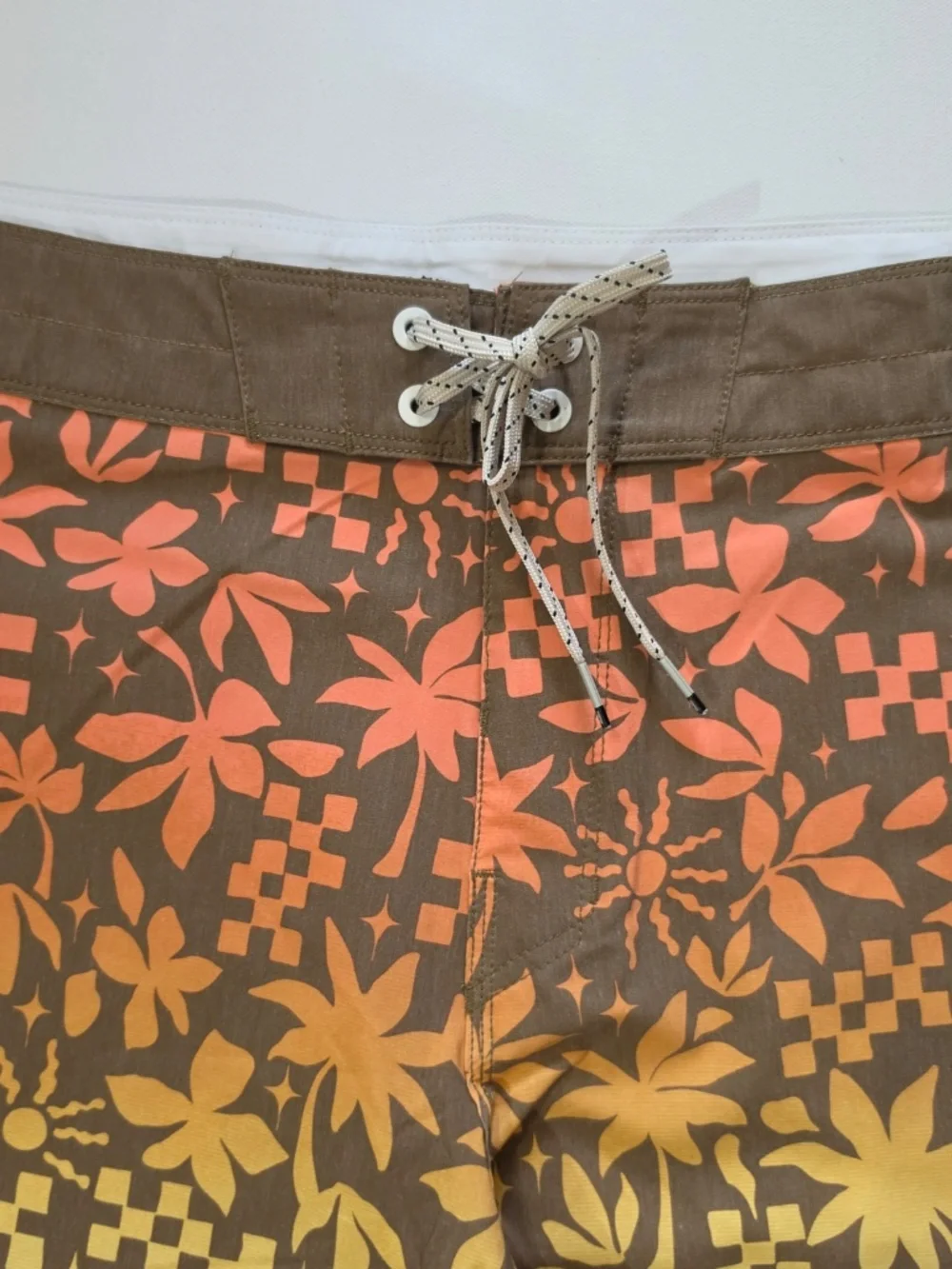 Billabong Board Shorts‎ Mens 38 Brown Floral Drawstring Back Pocket Lined